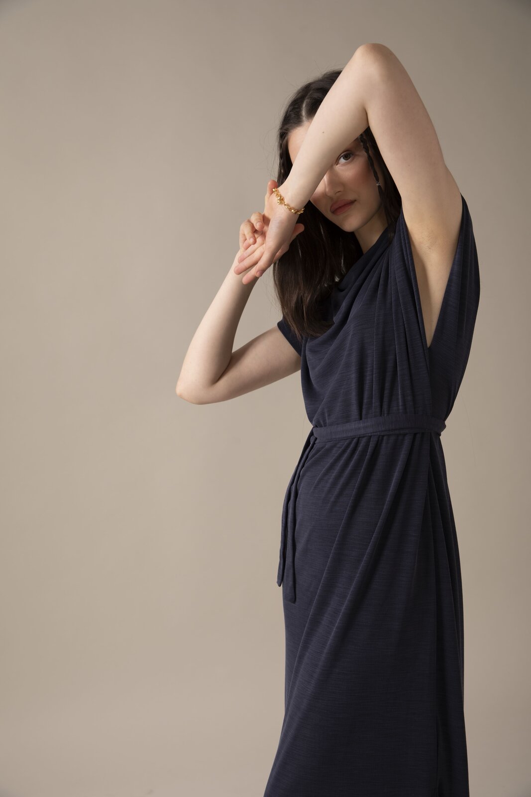 שמלה ליאוני -כחול נייבי